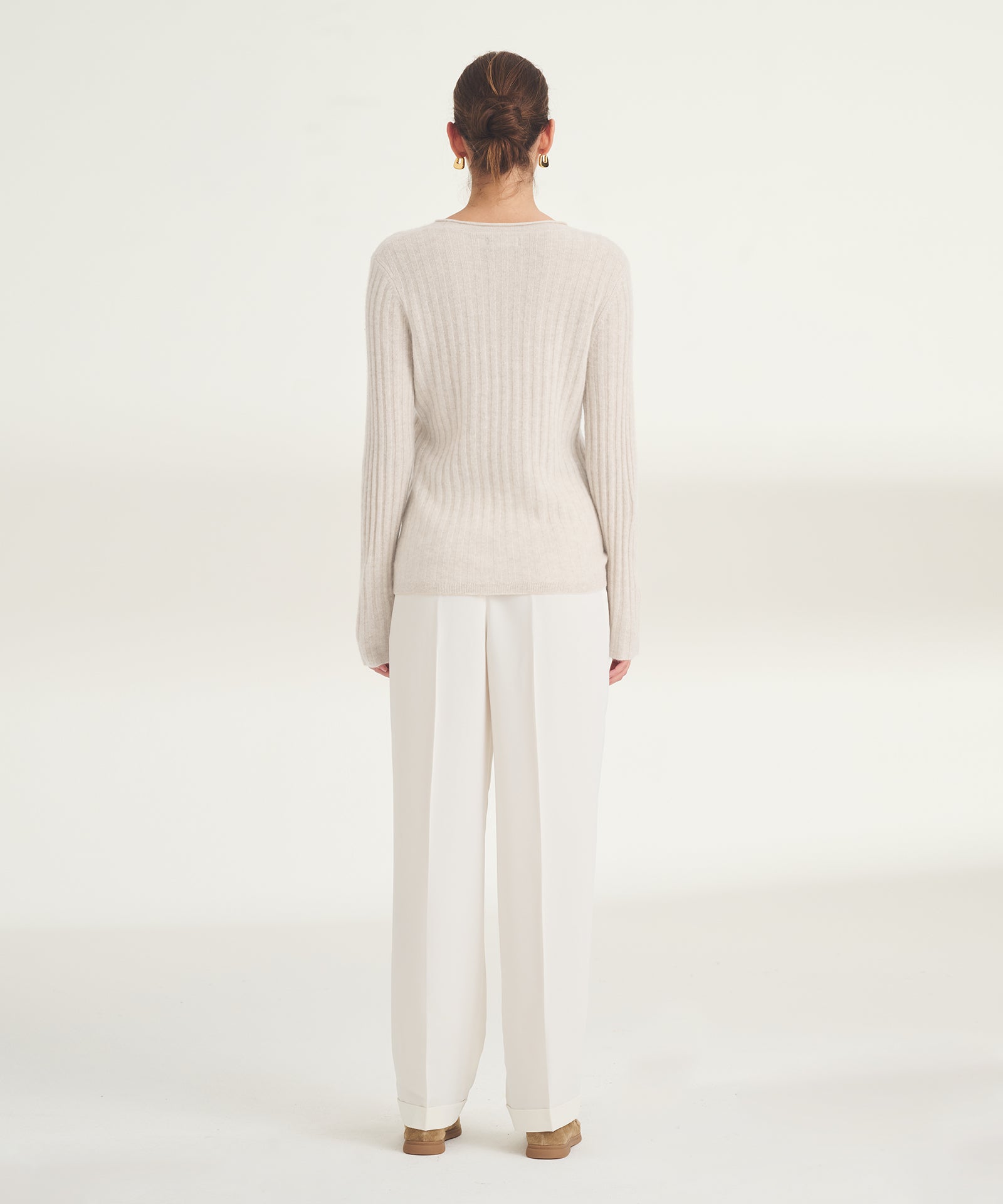 Lightweight Cashmere Ribbed Sweater