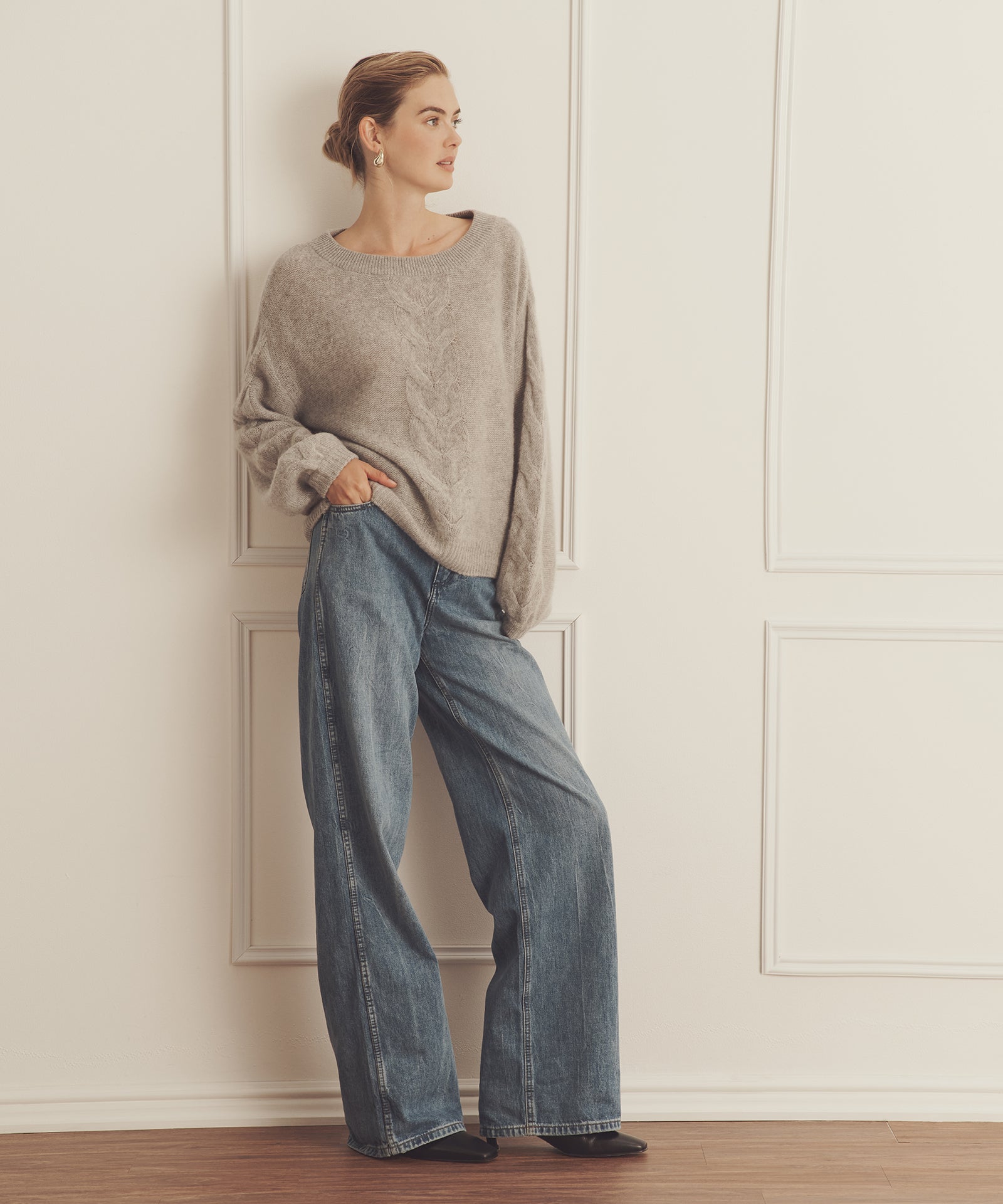 Novelty Cashmere Airy Cable Crew