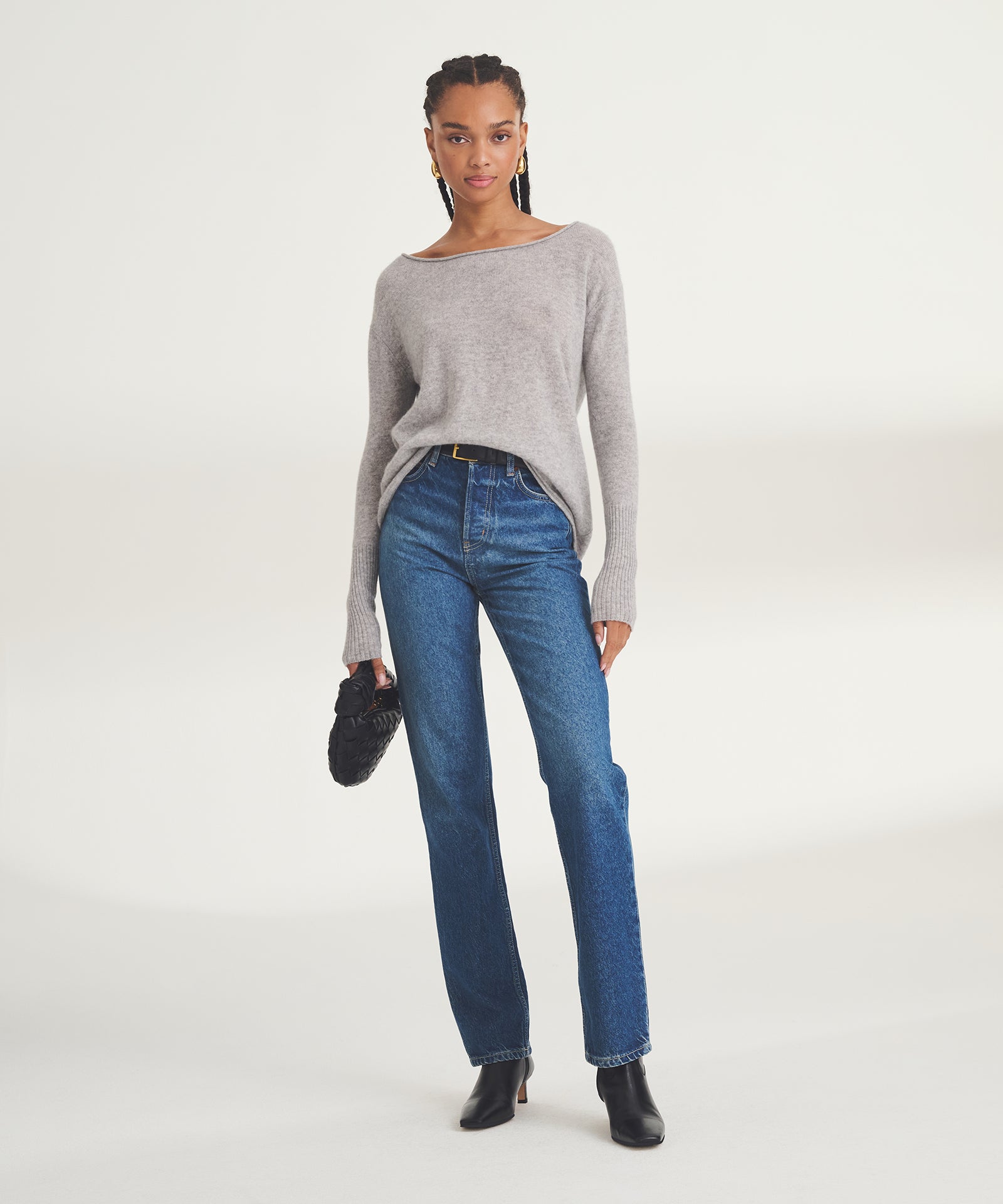 Lightweight Cashmere Boatneck Sweater