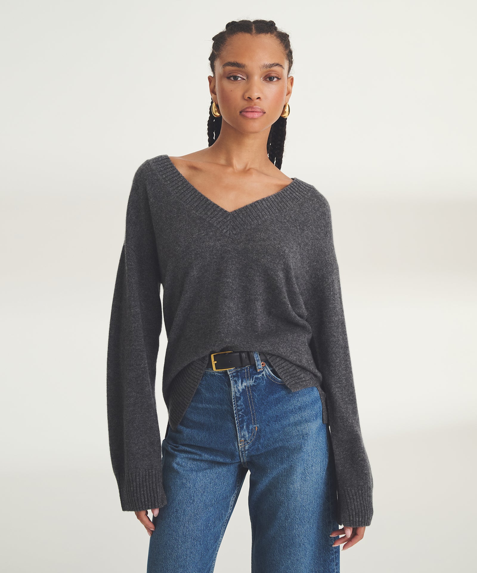 Signature Cashmere V-Neck Sweater