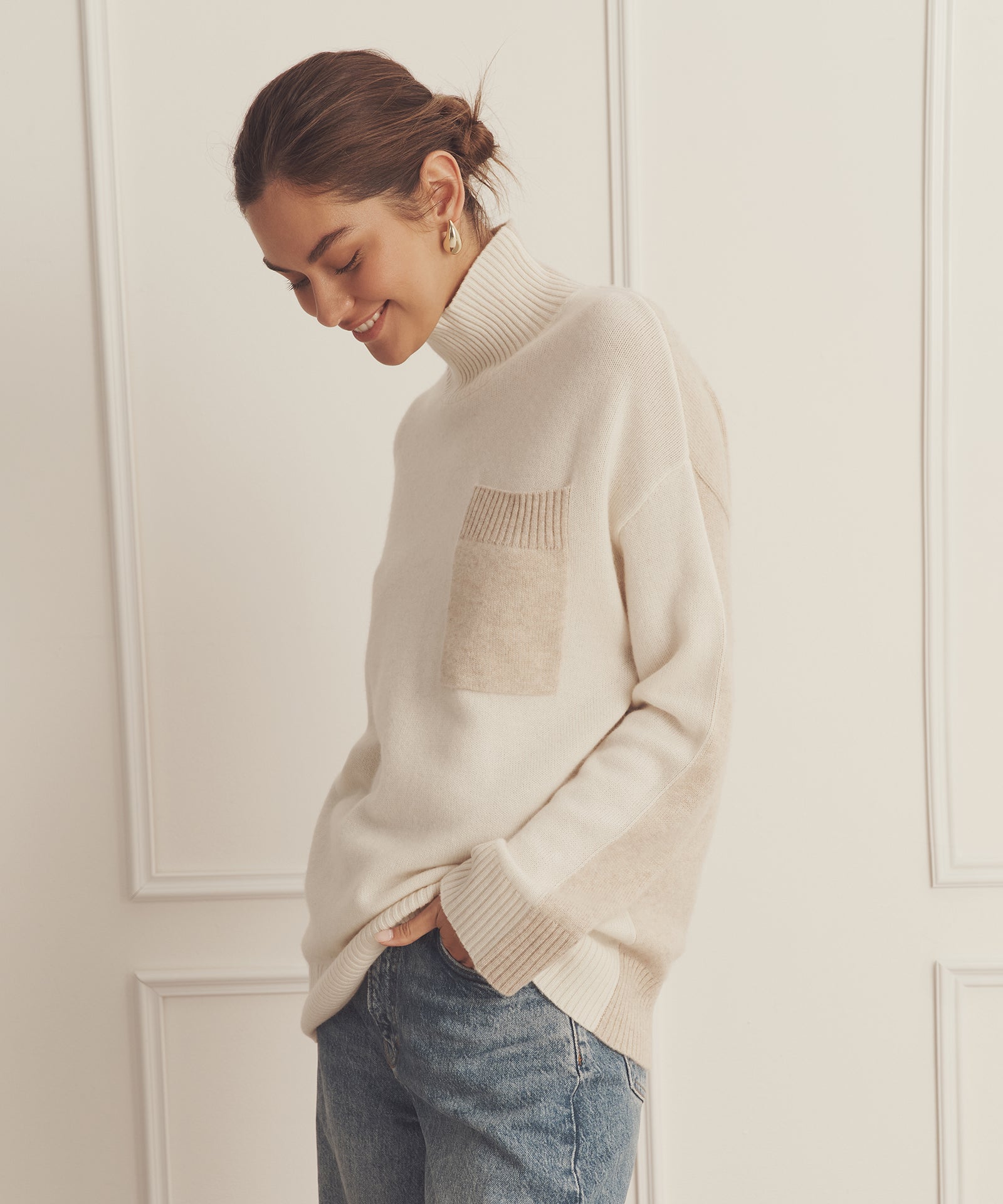 Luxe Cashmere Color Blocked Turtleneck