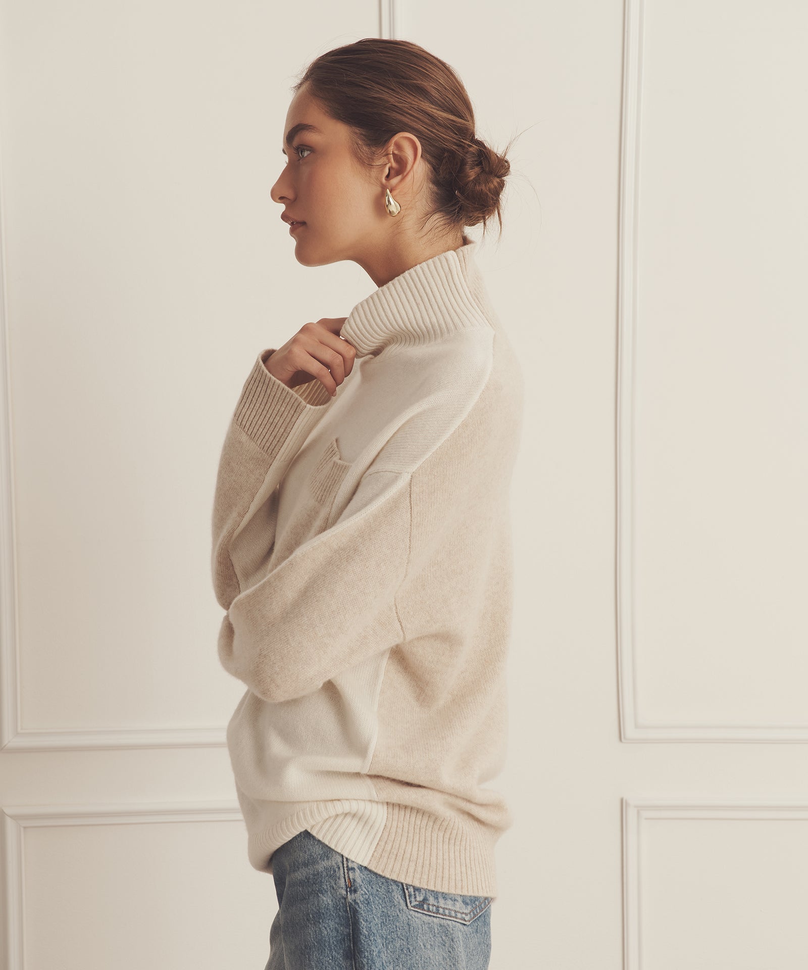 Luxe Cashmere Color Blocked Turtleneck