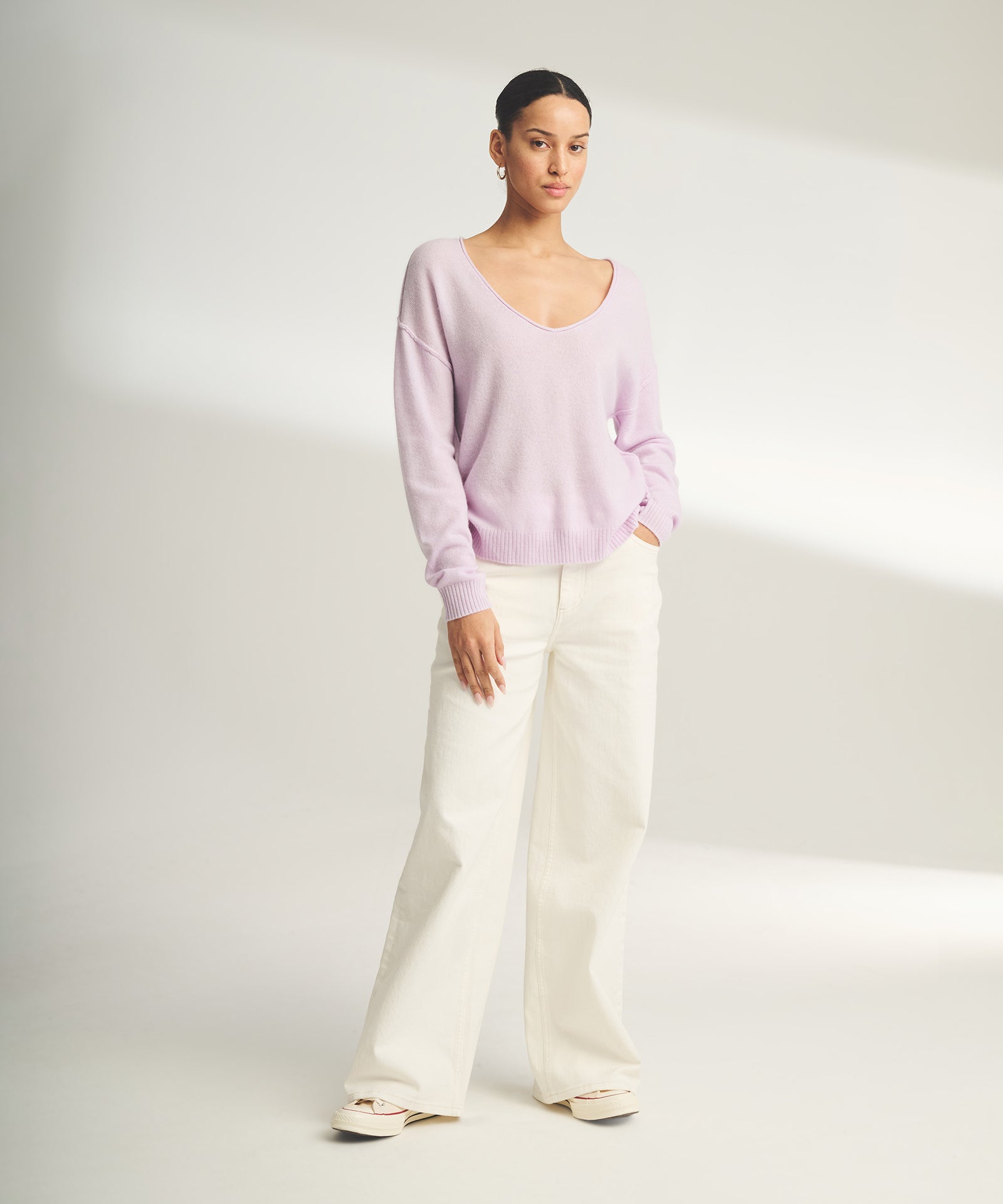 Lightweight Cashmere V-Neck Sweater