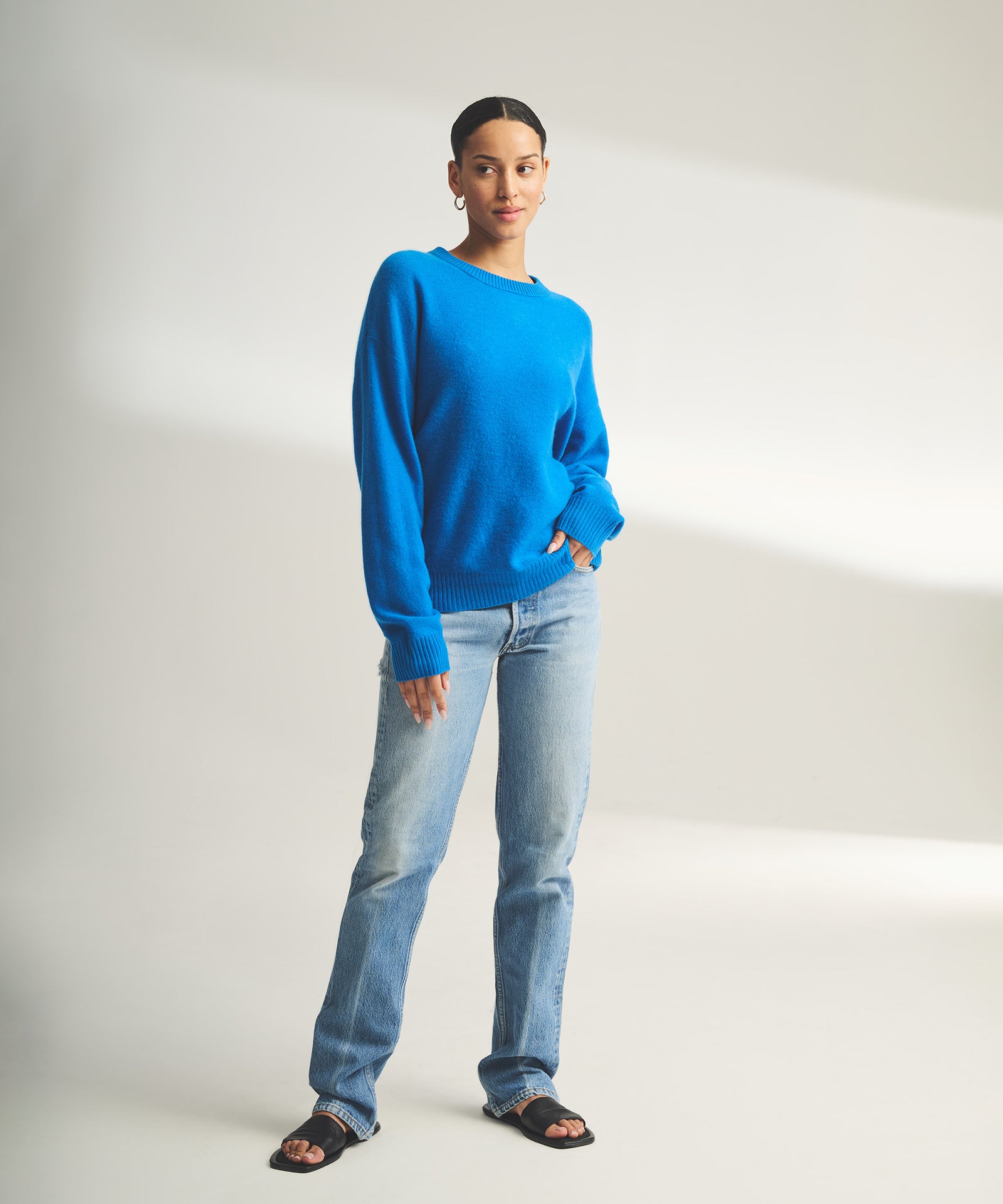 Lightweight Reversible Cashmere Crewneck Sweater