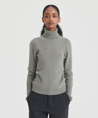 Signature Cashmere Classic Turtleneck