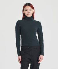 Signature Cashmere Classic Turtleneck