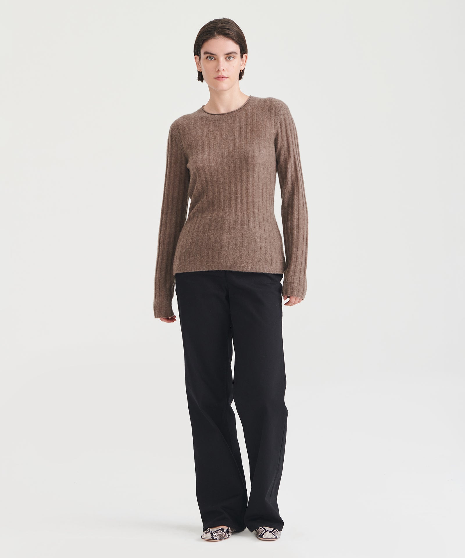 Lightweight Cashmere Ribbed Sweater