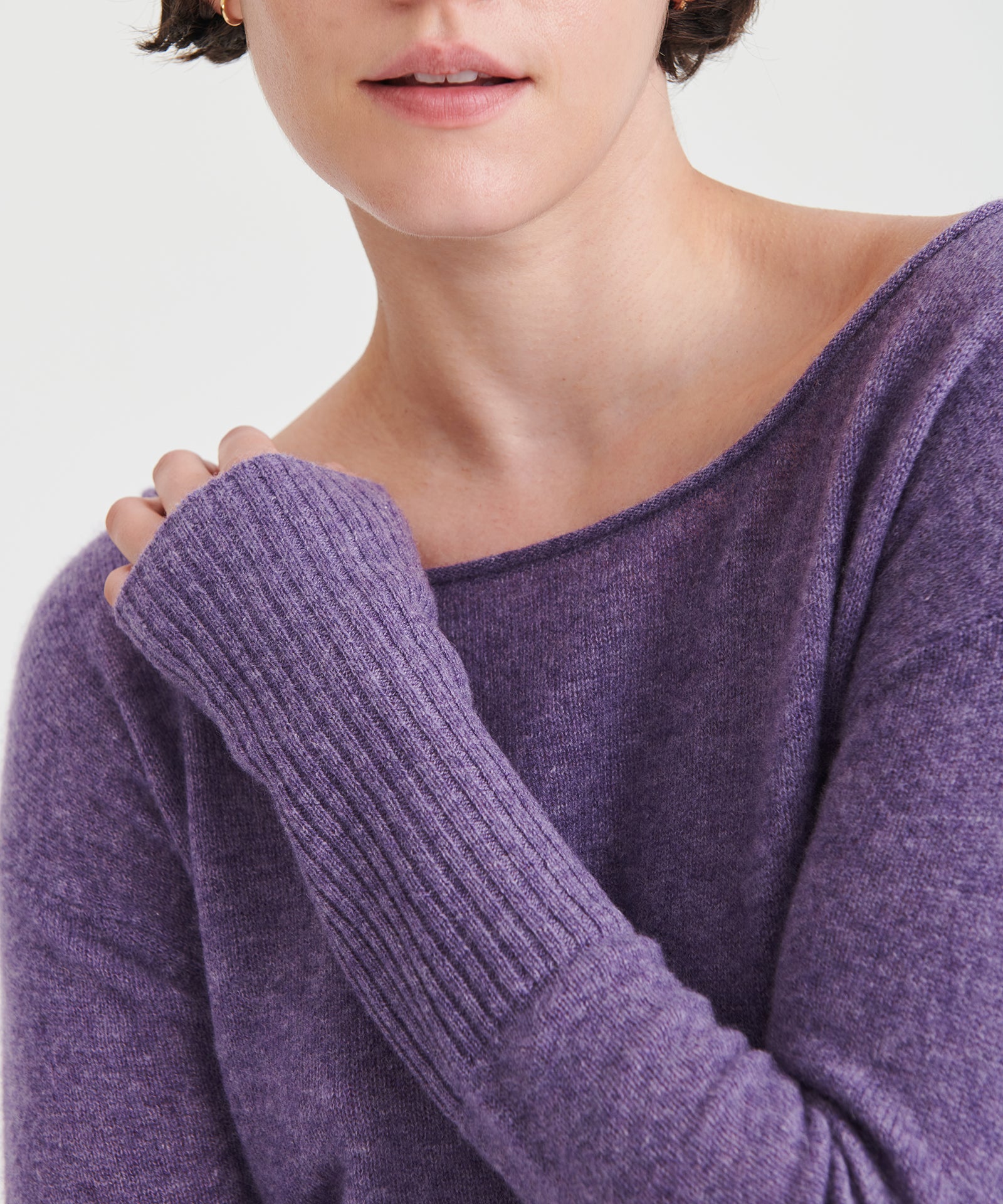 Lightweight Cashmere Boatneck Sweater