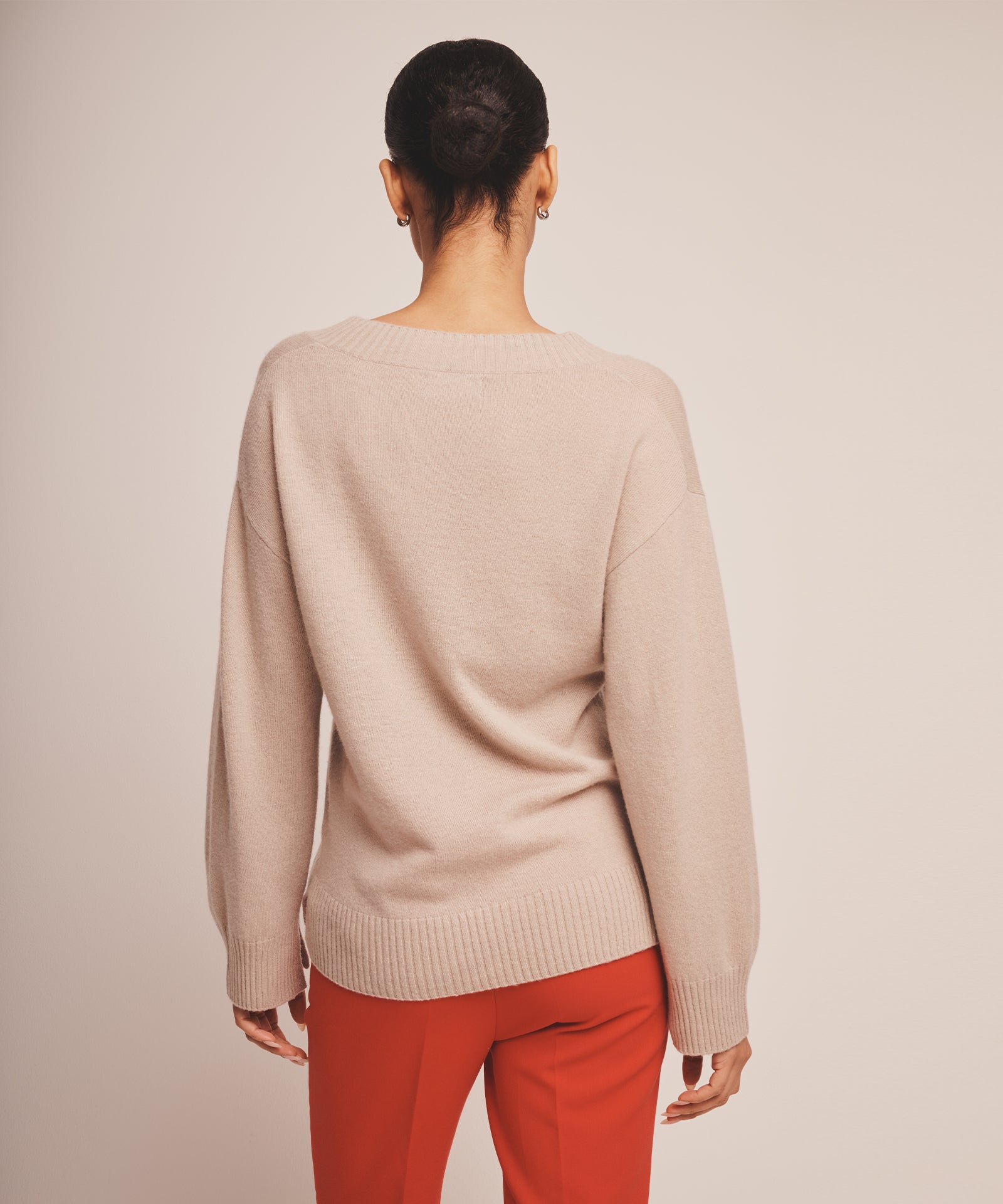 Signature Cashmere V-Neck Sweater