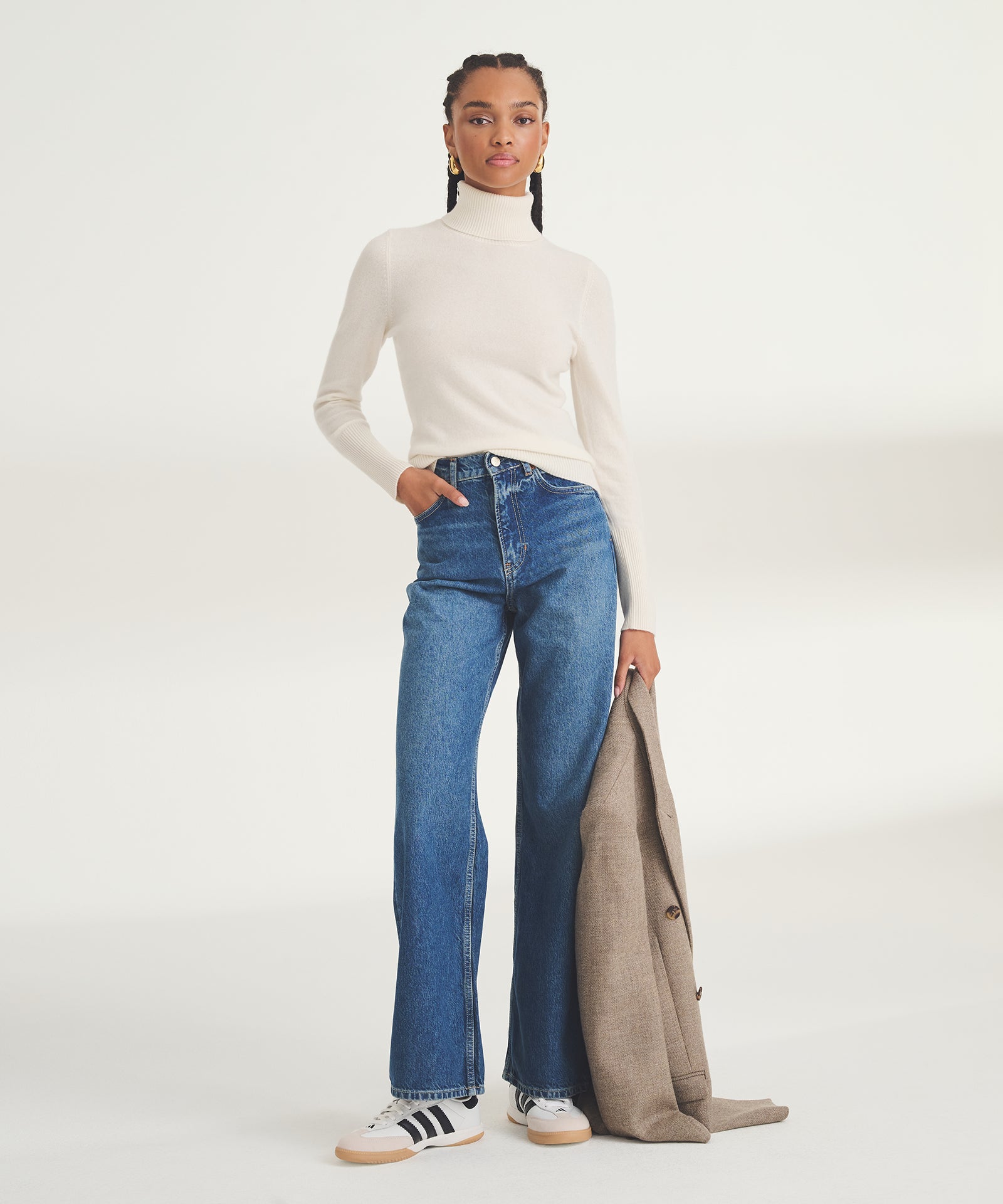 Signature Cashmere Classic Turtleneck