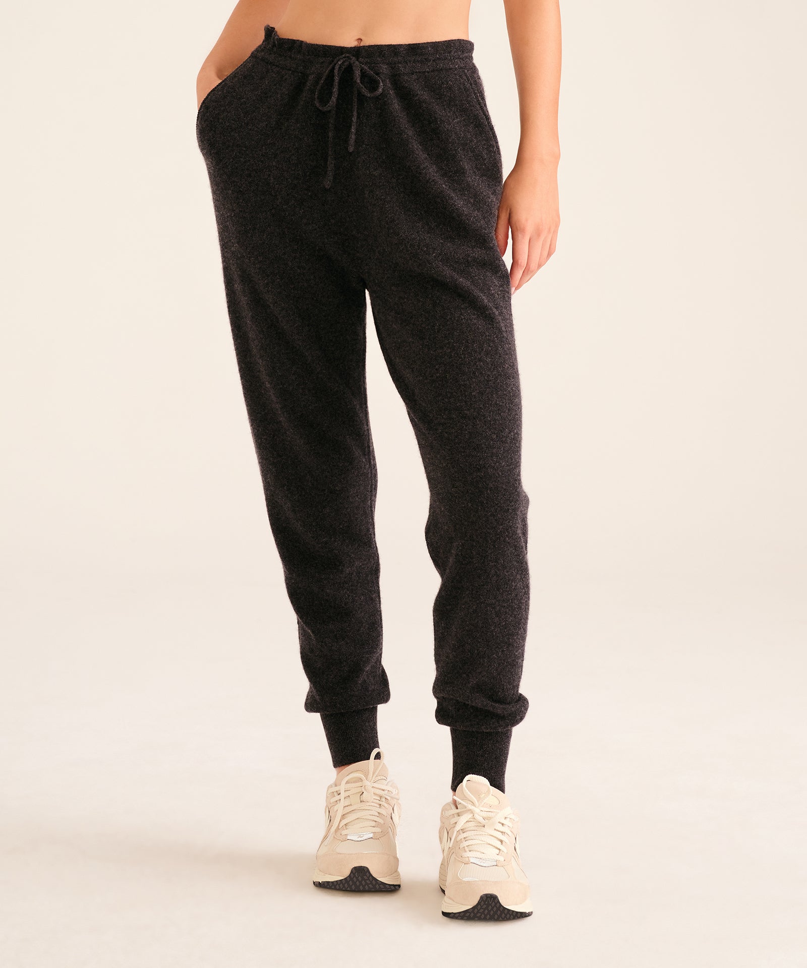 Off-Duty Cashmere Jogger