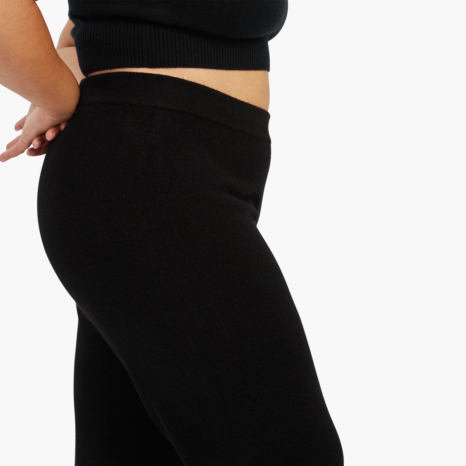 Signature Cashmere Cropped Pant