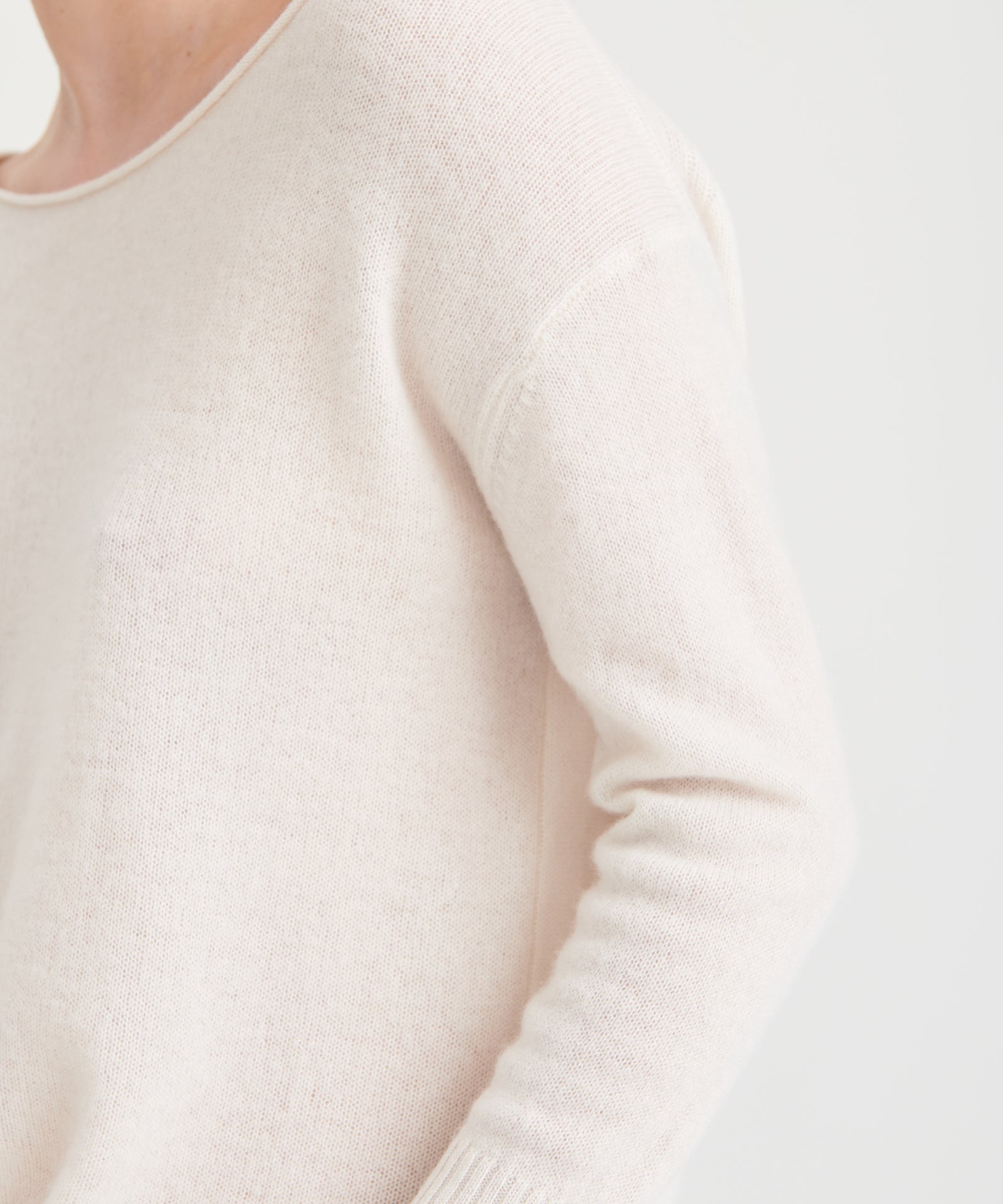 Lightweight Cashmere Boatneck Sweater